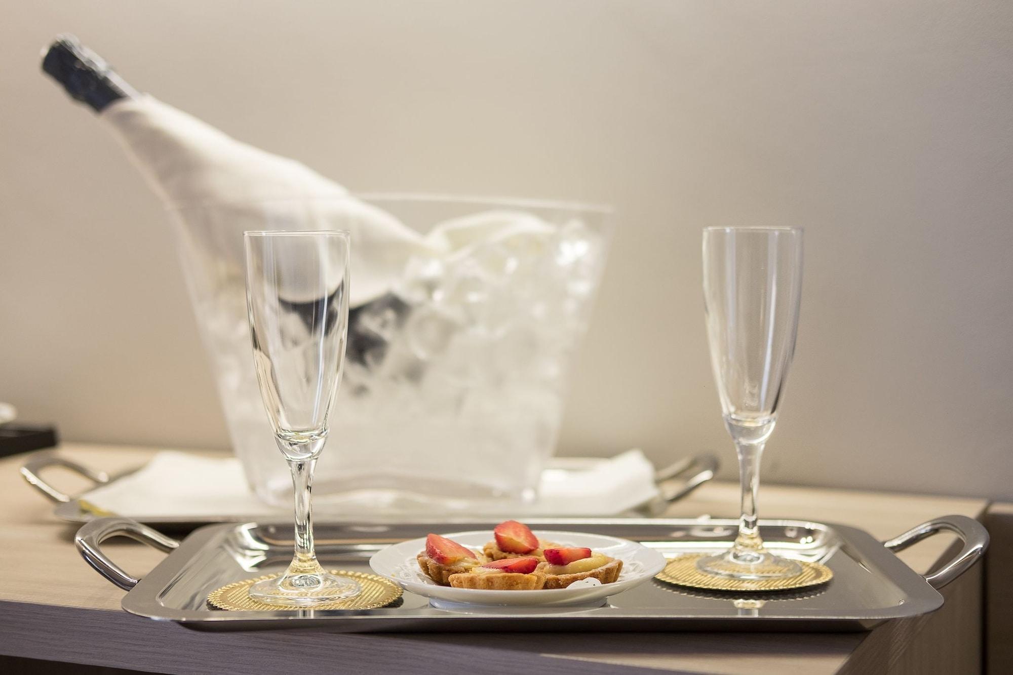 Netum Hotel Noto Eksteriør billede